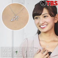 【今お得！】プラチナ合計0.5ctダイヤイニシャルペンダント